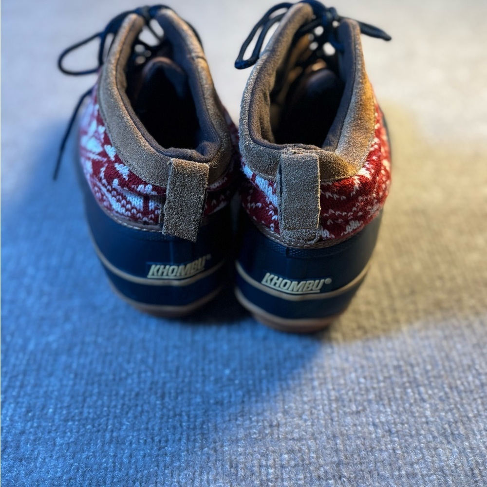 Khombu Women's Blue and Tan Winter Boots - Picture 3 of 6